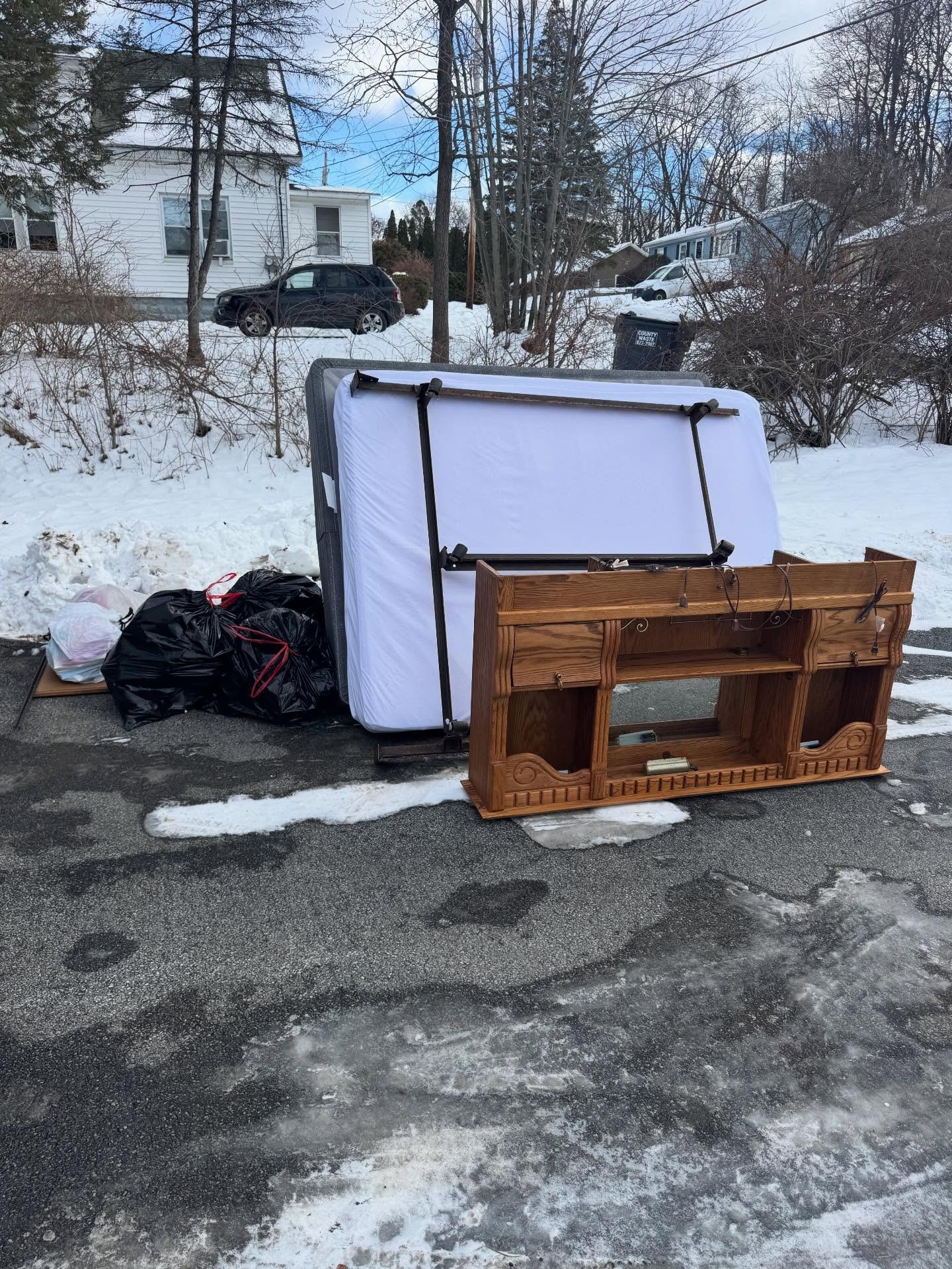 Furniture & Appliance Removal in Rotterdam, NY