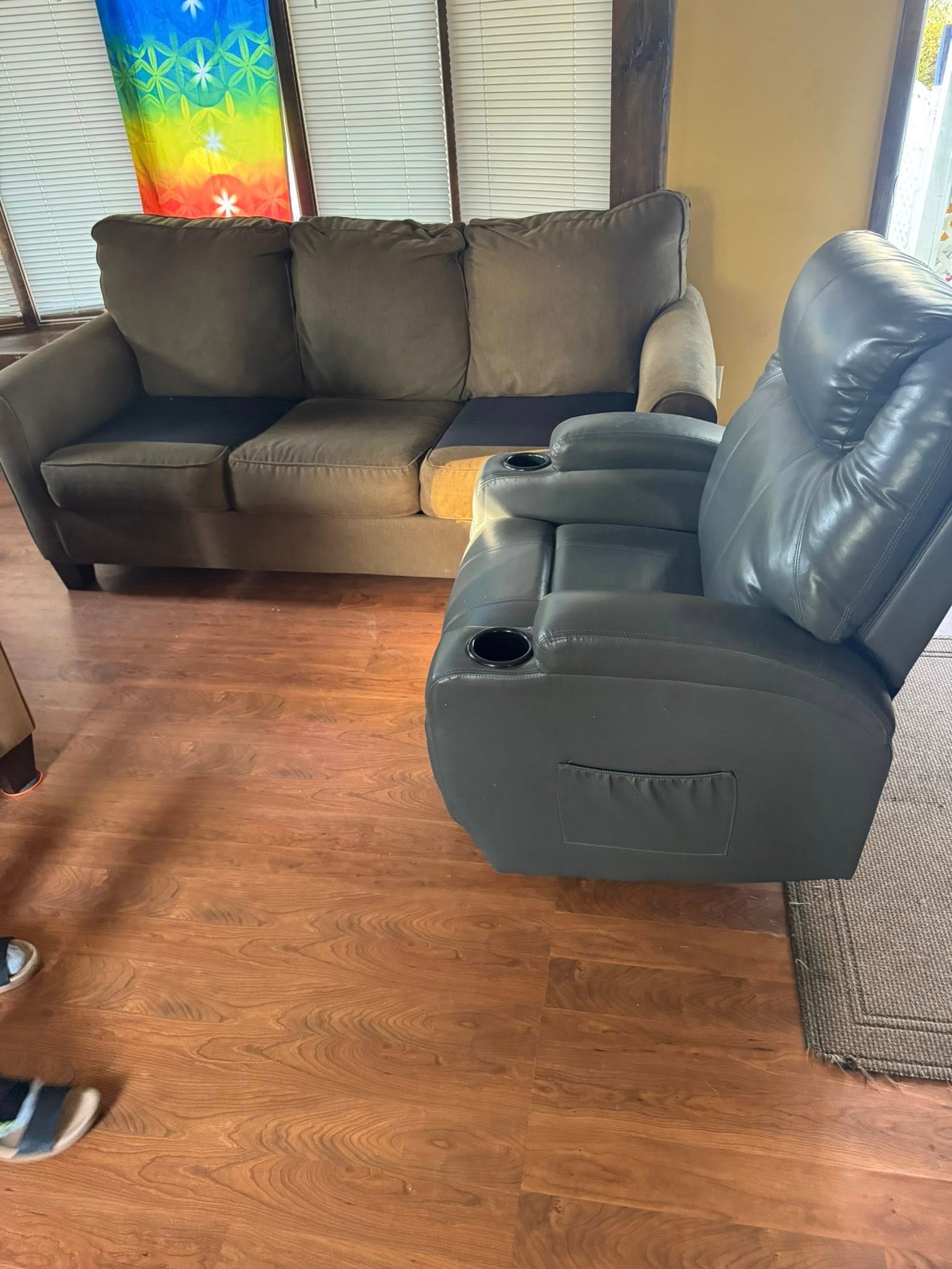 Why Choose Hammerhead Haul Away for Office Furniture & Appliance Removal?